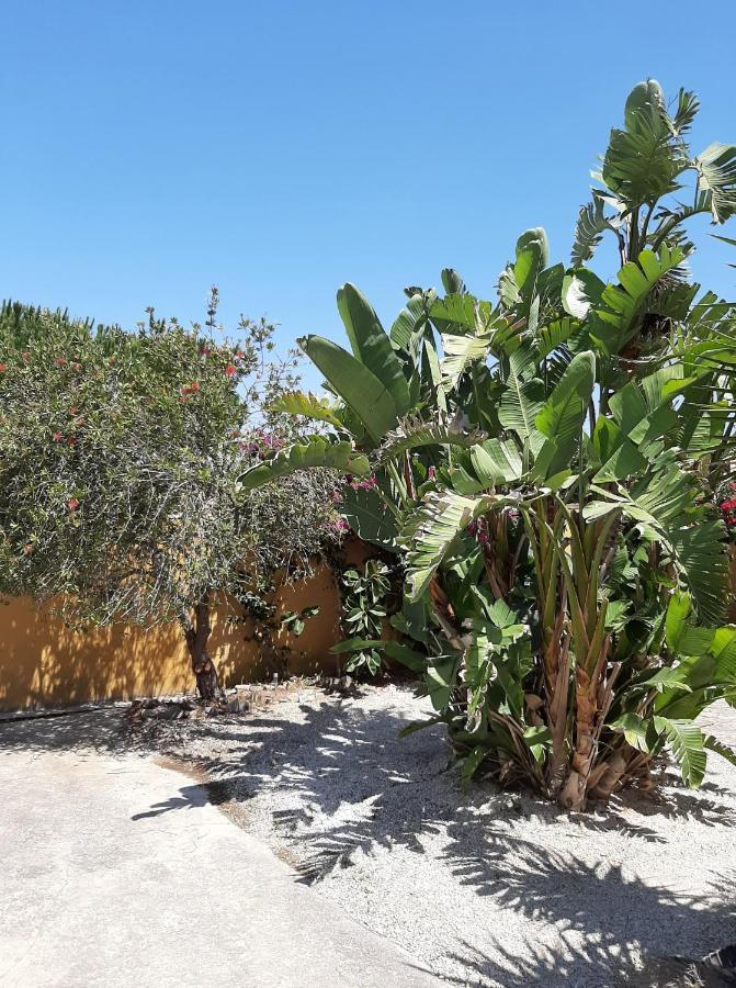 La Capilla Chiclana de la Frontera Exterior foto