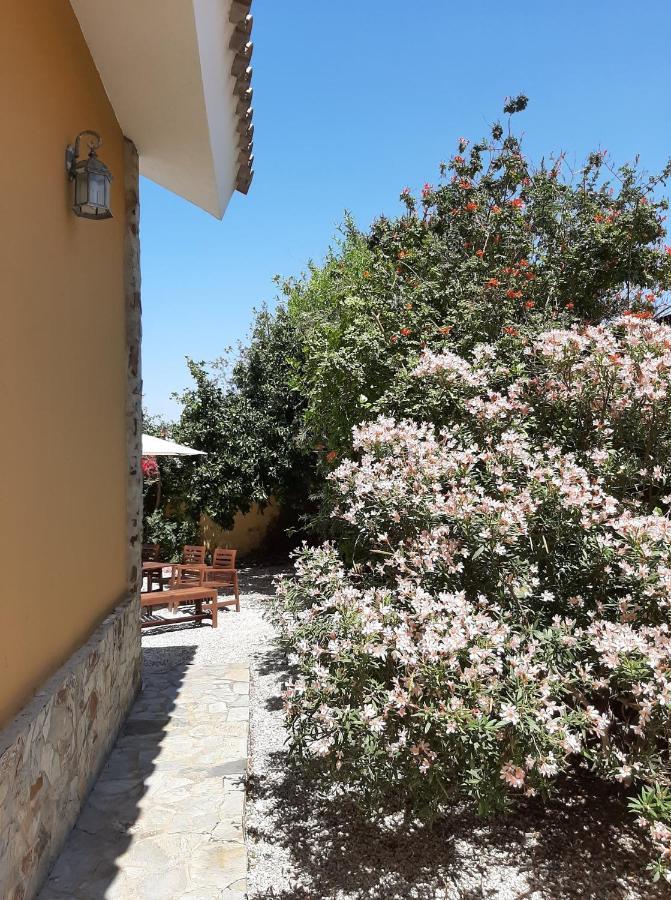 La Capilla Chiclana de la Frontera Exterior foto